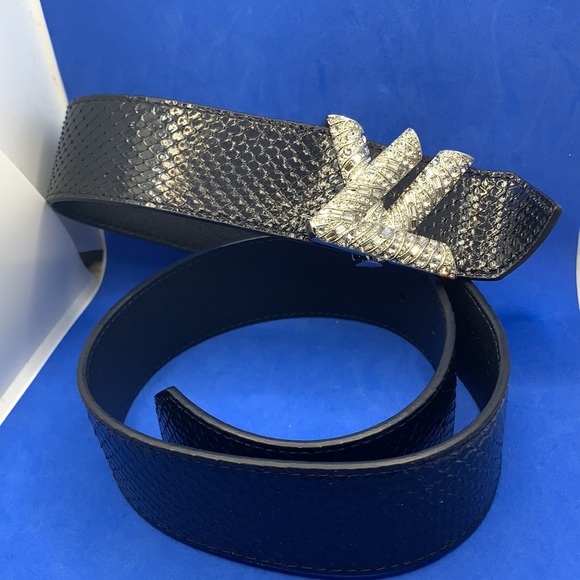 Rare Louis Vuitton Crystal & Python Leather Belt - Picture 5 of 11